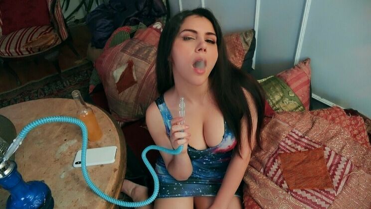 Italian Smokeshow Takes Huge Dick in Pussy