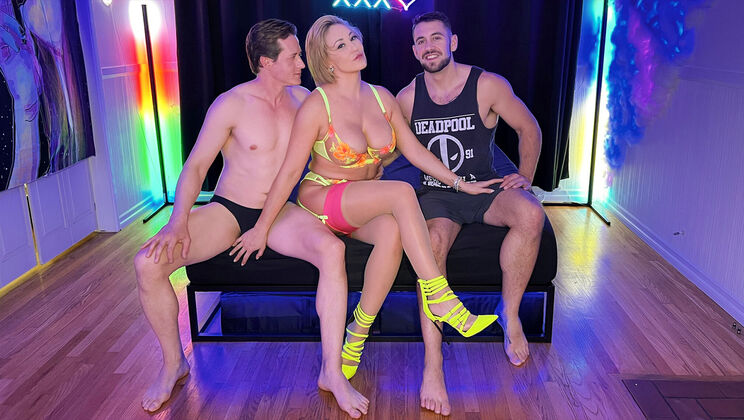 Threesome Fun with Big Tits Babe