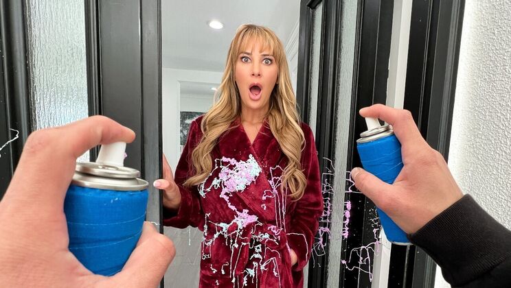 Cowgirl Facial for Young MILF