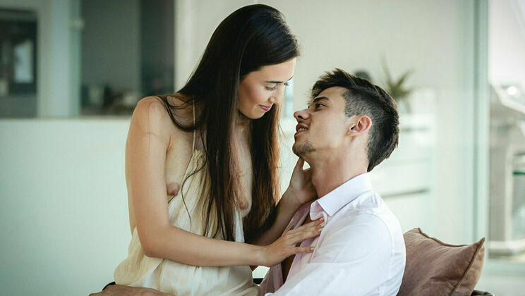 Tommy and Sandralyd Get Intimate