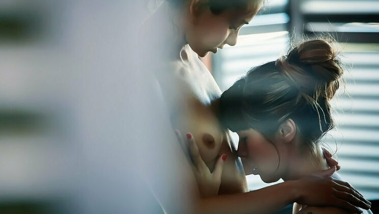 Outdoor Lesbian Sex with Shaved Brunettes