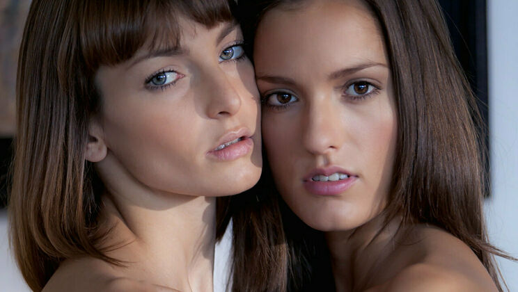 Silvie Luca and Flora's Passionate Lesbian Encounter