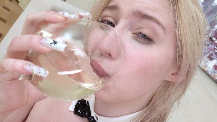 Urine and Cum Swallowing with Teen Kira Viburn