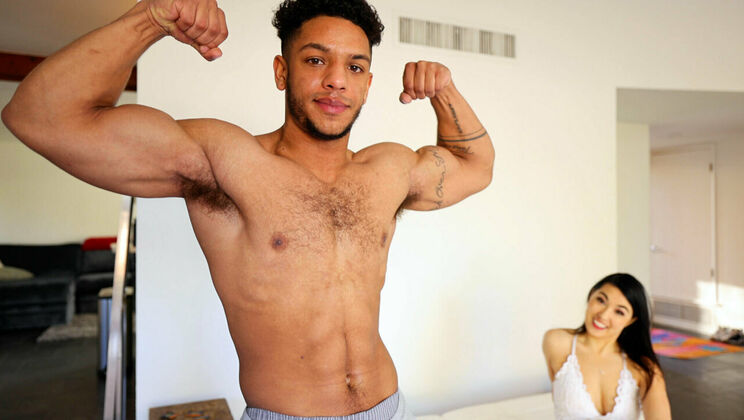 Sexy Chat with Asian Stars Arturo Torres and Mina Moon