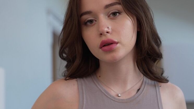 Young Teen Gets Fucked Roughly by Older Italian