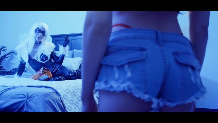 Lesbian Female Orgasm with Pussy Licking