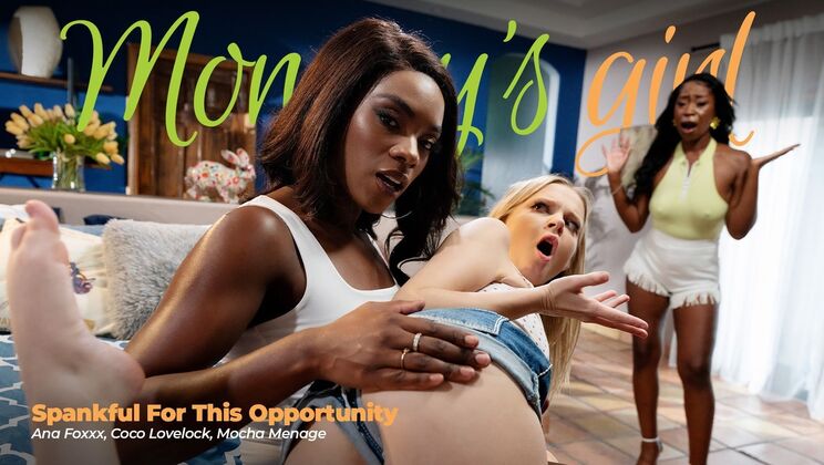 Natural Tits and Beautiful Ass in Lesbian Action