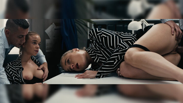 Alexa Flexy's Big Tits in Steamy Blowjob Scene