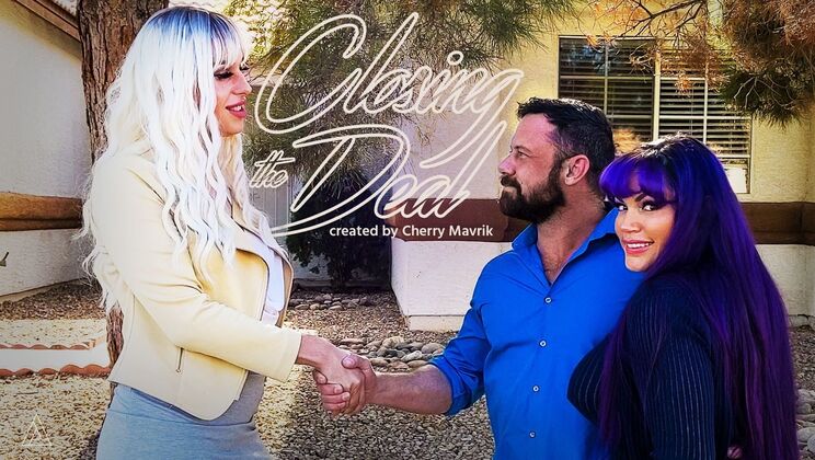 Interracial Office Sex - Sergeant Miles Pounds Two Horny Girls