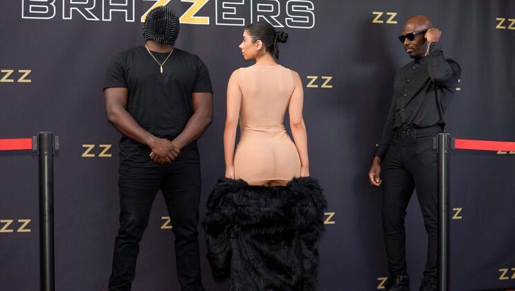 Latina Violet Myers Gets Her Asshole Pounded Hard