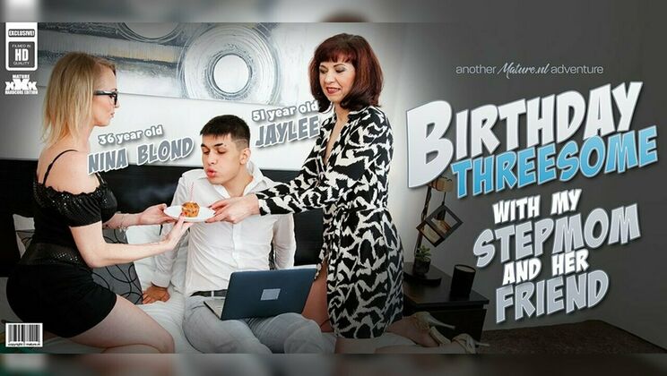 Stepson enjoys double BJ from stepmom Jaylee and blonde Laura