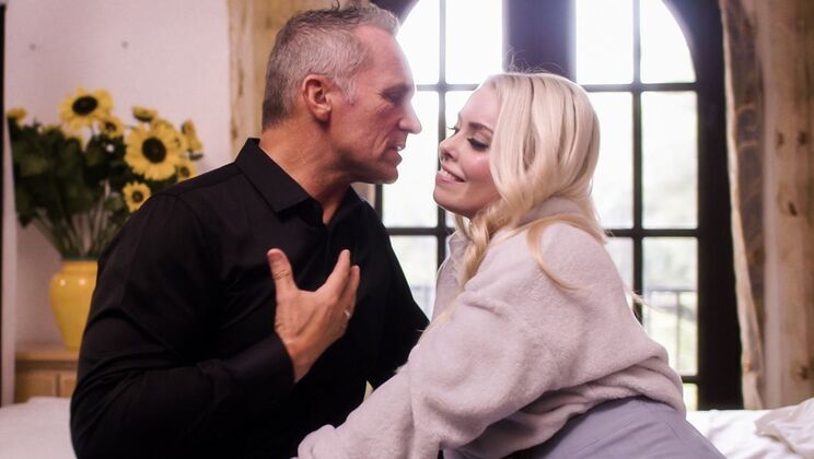 Petite Teen Gets Fingered Before Taking Big Cock