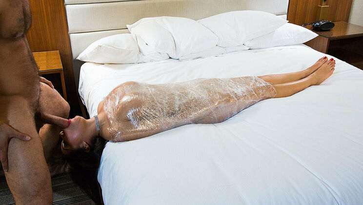 Sexy hotel fuck with Gia Milana in stockings and lingerie