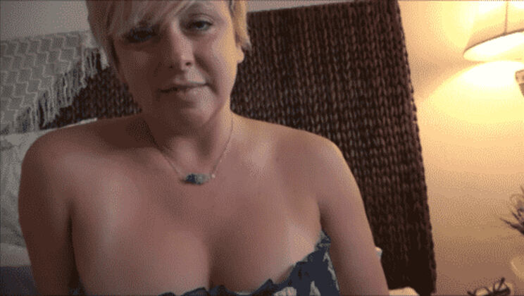 Big Butt Stepmom's Taboo Blowjob