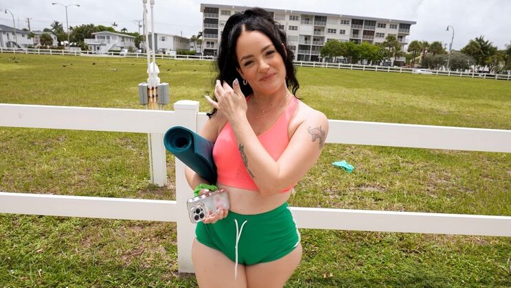 Sexy Booty Girl Riding Hard