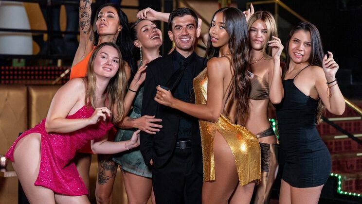 Mixed Couple's Fantasy: Missionary And Cowgirl Sex