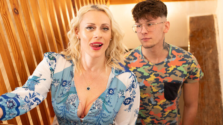 Hot Mom Brittany Bardot Fucks Son's Buddy Hardcore