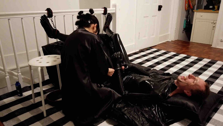 Lee & Rei BDSM: Latex, Tickling & Laughter POV