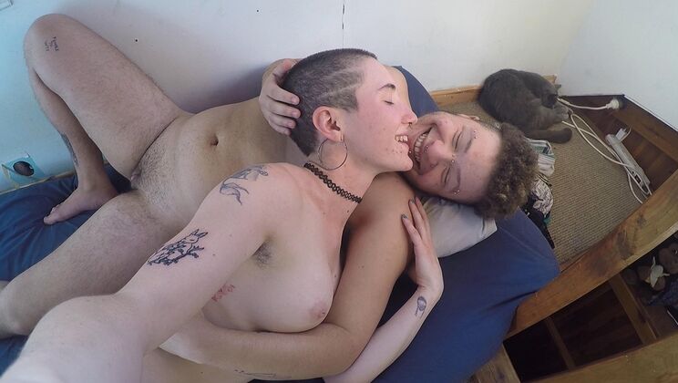 Mikael & Jade – Liquid Smoke (Queer, POV)