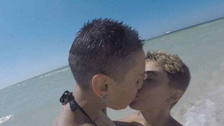 Spanish Lesbian Vlog: Renata and Emi in Shower