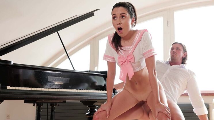 Brunette Maid Stuck Indoors Gets Facial